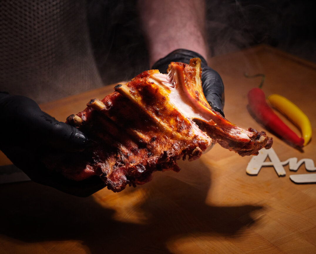 Spareribs gemarineerd en gebraden