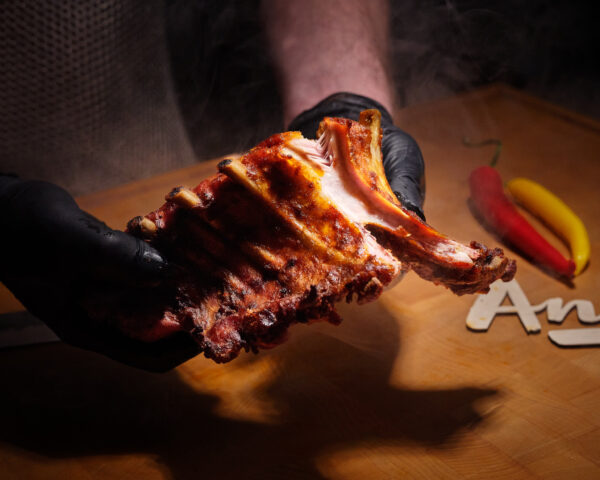 Spareribs gemarineerd en gebraden